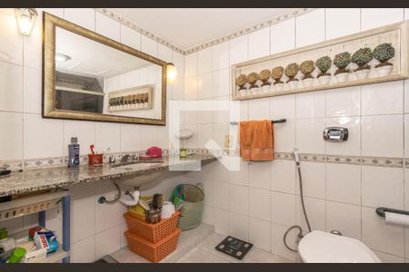 Apartamento à venda com 198m², 4 quartos e 2 vagas