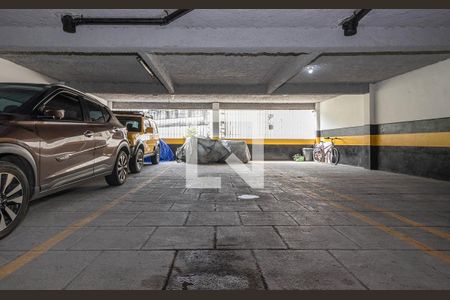 Apartamento à venda com 198m², 4 quartos e 2 vagas