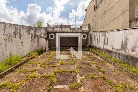 Casa à venda com 150m², 2 quartos e 6 vagas