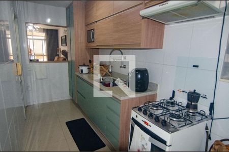 Apartamento à venda com 80m², 2 quartos e 1 vaga Apartamento à venda com 80m², 2 quartos e 1 vagaCozinha
