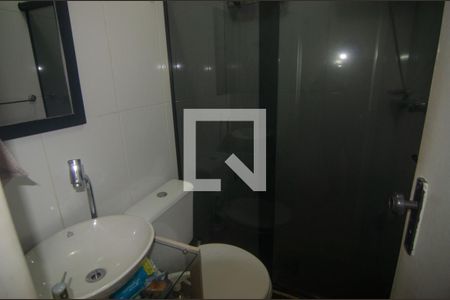 Apartamento à venda com 80m², 2 quartos e 1 vaga Apartamento à venda com 80m², 2 quartos e 1 vagaBanheiro