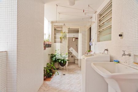 Apartamento à venda com 126m², 2 quartos e 1 vagaÁrea de Serviço