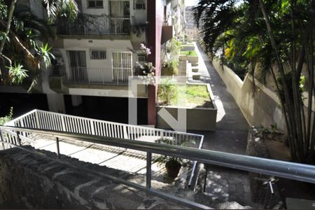 Apartamento à venda com 74m², 2 quartos e 1 vagaÁrea comum