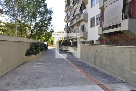 Apartamento à venda com 74m², 2 quartos e 1 vagaÁrea comum