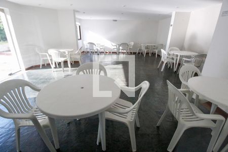 Apartamento à venda com 118m², 4 quartos e 3 vagasÁrea comum - Salão de festas