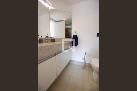 Apartamento à venda com 118m², 4 quartos e 3 vagasBanheiro da Suíte