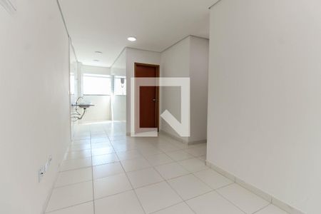 Sala de apartamento para alugar com 2 quartos, 44m² em Vila Curuçá, São Paulo