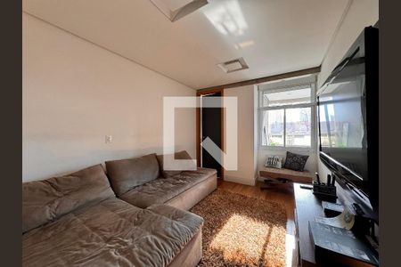 Apartamento à venda com 230m², 4 quartos e 4 vagas Apartamento à venda com 230m², 4 quartos e 4 vagasSuite 1