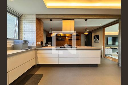 Apartamento à venda com 230m², 4 quartos e 4 vagas Apartamento à venda com 230m², 4 quartos e 4 vagasCozinha gourmet