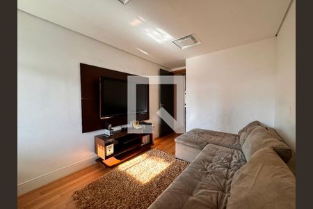 Apartamento à venda com 230m², 4 quartos e 4 vagas Apartamento à venda com 230m², 4 quartos e 4 vagasSuite 1