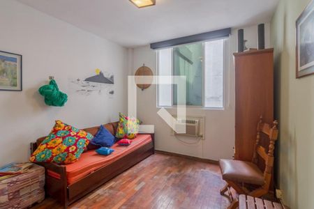 Apartamento à venda com 96m², 2 quartos e 1 vaga