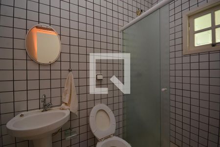 Casa à venda com 980m², 3 quartos e 7 vagasBanheiro de serviço