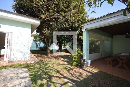 Casa à venda com 980m², 3 quartos e 7 vagasQuintal