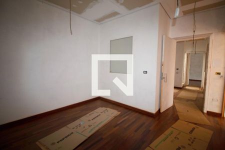 Casa à venda com 586m², 4 quartos e 10 vagas Casa à venda com 586m², 4 quartos e 10 vagasSuíte 1 closet