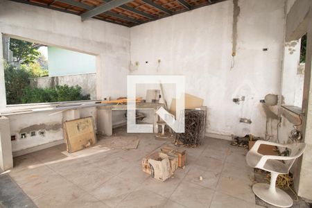 Casa à venda com 586m², 4 quartos e 10 vagas Casa à venda com 586m², 4 quartos e 10 vagasÁrea Gourmet