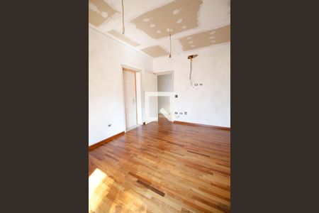 Casa à venda com 586m², 4 quartos e 10 vagas Casa à venda com 586m², 4 quartos e 10 vagasSuíte 3