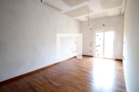 Casa à venda com 586m², 4 quartos e 10 vagas Casa à venda com 586m², 4 quartos e 10 vagasSuíte 2