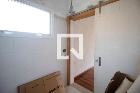 Casa à venda com 586m², 4 quartos e 10 vagas Casa à venda com 586m², 4 quartos e 10 vagasSuíte 2
