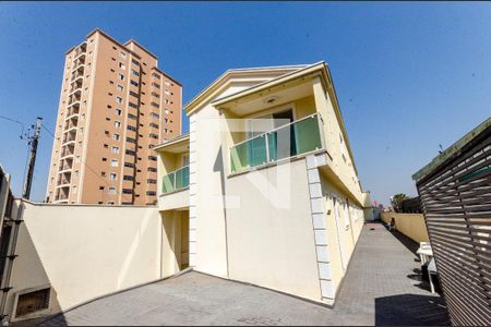 Casa de condomínio à venda com 98m², 2 quartos e 3 vagasFachada