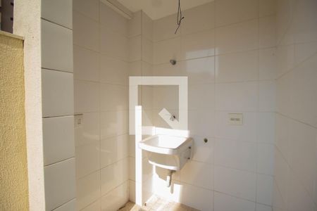 Casa de condomínio à venda com 94m², 2 quartos e 3 vagas Casa de condomínio à venda com 94m², 2 quartos e 3 vagasÁrea de Serviço