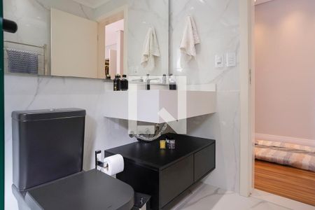 Casa à venda com 217m², 4 quartos e 4 vagasBanheiro da suíte 1