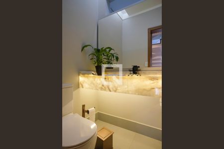 Casa à venda com 217m², 4 quartos e 4 vagasLavabo