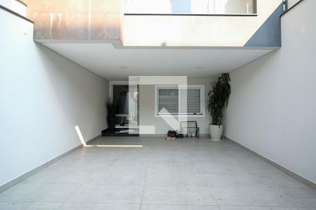 Casa à venda com 217m², 4 quartos e 4 vagasGaragem