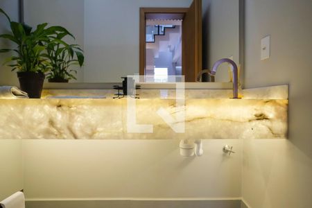 Casa à venda com 217m², 4 quartos e 4 vagasLavabo