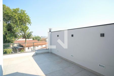 Casa à venda com 217m², 4 quartos e 4 vagasCobertura