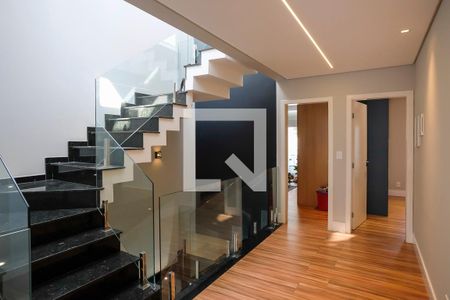 Casa à venda com 217m², 4 quartos e 4 vagasAcesso aos quartos