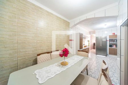 Casa à venda com 170m², 3 quartos e 2 vagas Casa à venda com 170m², 3 quartos e 2 vagasCopa e Cozinha