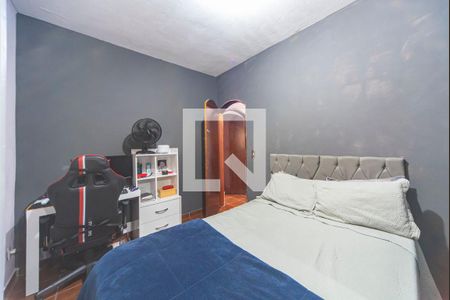 Casa à venda com 170m², 3 quartos e 2 vagas Casa à venda com 170m², 3 quartos e 2 vagasQuarto 2