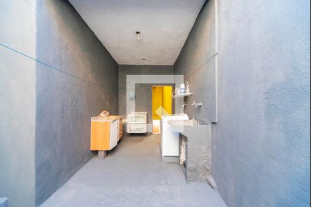 Casa à venda com 170m², 3 quartos e 2 vagas Casa à venda com 170m², 3 quartos e 2 vagasÁrea de Serviço