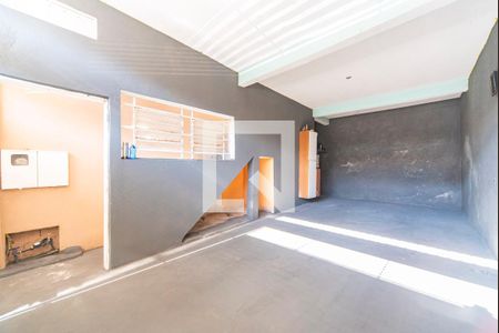 Casa à venda com 170m², 3 quartos e 2 vagas Casa à venda com 170m², 3 quartos e 2 vagasGaragem