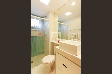 Apartamento à venda com 140m², 3 quartos e 2 vagas Apartamento à venda com 140m², 3 quartos e 2 vagasbanheiro