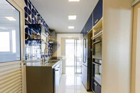 Apartamento à venda com 140m², 3 quartos e 2 vagas Apartamento à venda com 140m², 3 quartos e 2 vagascozinha