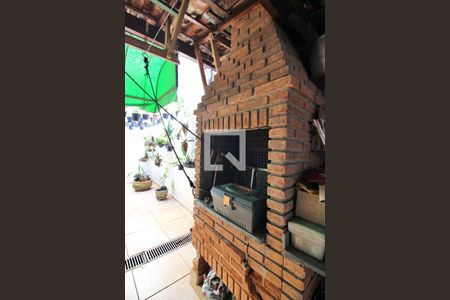 Casa à venda com 202m², 3 quartos e 2 vagasChurrasqueira