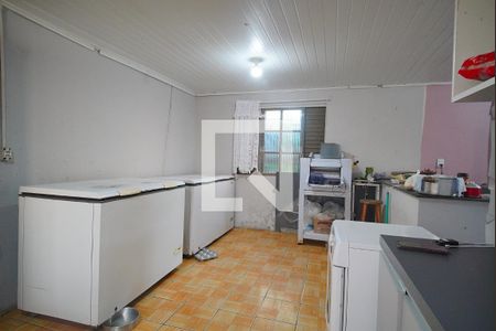 Casa à venda com 58m², 2 quartos e 5 vagas Casa à venda com 58m², 2 quartos e 5 vagasCozinha