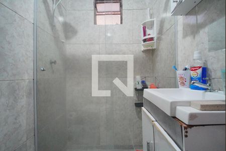 Casa à venda com 58m², 2 quartos e 5 vagas Casa à venda com 58m², 2 quartos e 5 vagasBanheiro
