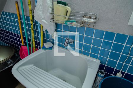 Casa à venda com 200m², 2 quartos e 2 vagas Casa à venda com 200m², 2 quartos e 2 vagasÁrea de Serviço