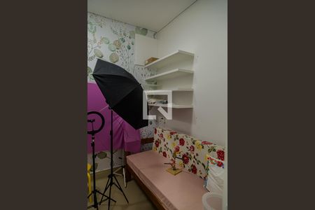Casa à venda com 200m², 2 quartos e 2 vagas Casa à venda com 200m², 2 quartos e 2 vagasSuíte do piso superior
