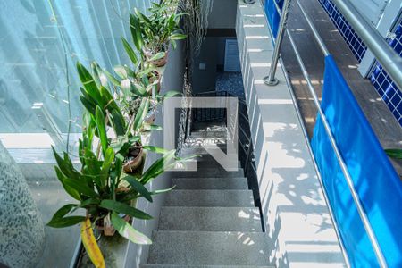 Casa à venda com 200m², 2 quartos e 2 vagas Casa à venda com 200m², 2 quartos e 2 vagasCorredor