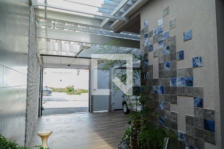 Casa à venda com 200m², 2 quartos e 2 vagas Casa à venda com 200m², 2 quartos e 2 vagasGaragem