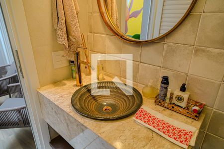 Casa à venda com 200m², 2 quartos e 2 vagas Casa à venda com 200m², 2 quartos e 2 vagasLavabo