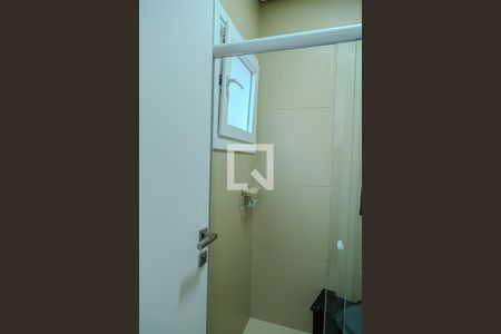 Casa à venda com 200m², 2 quartos e 2 vagas Casa à venda com 200m², 2 quartos e 2 vagasBanheiro Social