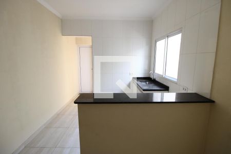 Sala / Cozinha de apartamento para alugar com 1 quarto, 65m² em Chácara São João, São Paulo