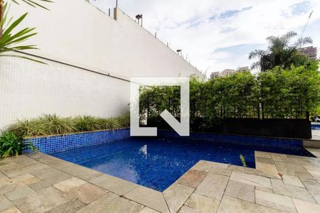 Apartamento à venda com 105m², 3 quartos e 2 vagas Apartamento à venda com 105m², 3 quartos e 2 vagasÁrea comum - Piscina