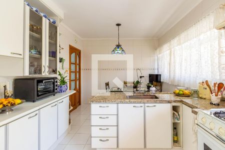 Casa à venda com 201m², 4 quartos e 2 vagas