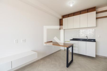 Sala  de apartamento para alugar com 2 quartos, 42m² em Vila Esperança, São Paulo