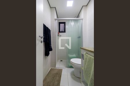 Apartamento à venda com 82m², 3 quartos e 2 vagas Apartamento à venda com 82m², 3 quartos e 2 vagasBanheiro 2